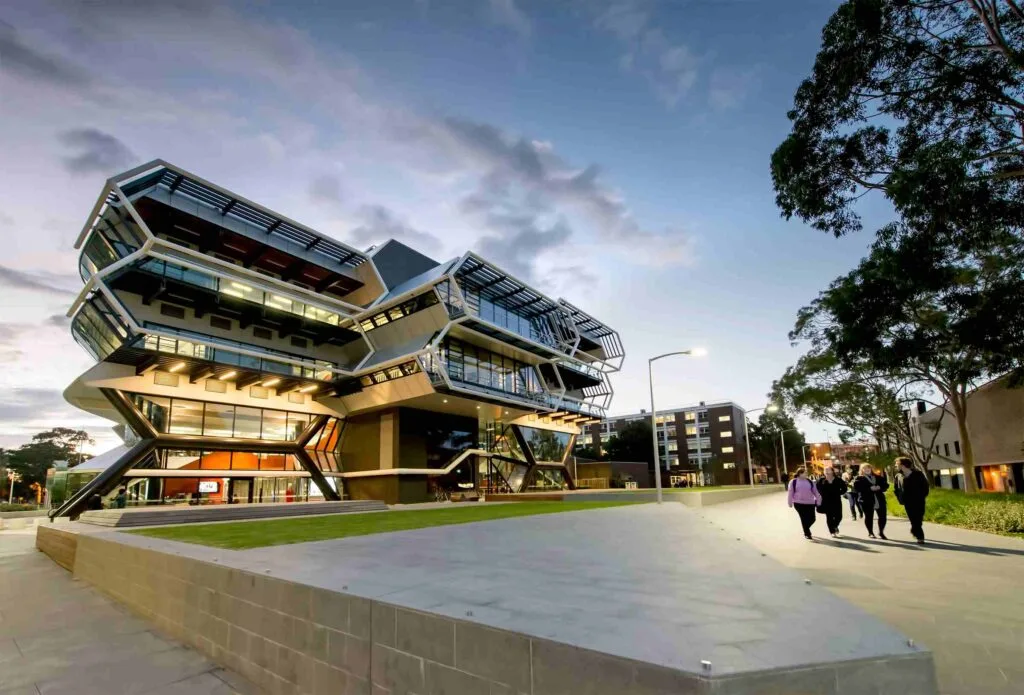 Cách tùy biến cho đại học Monash