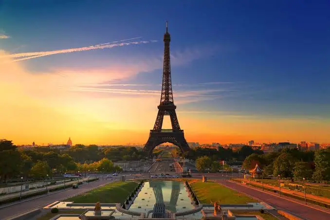 Học bổng France Excellence Eiffel